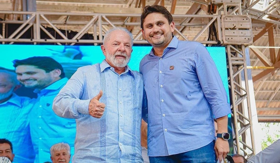 Mensagens mostram relação criminosa entre ministro de Lula e empresário