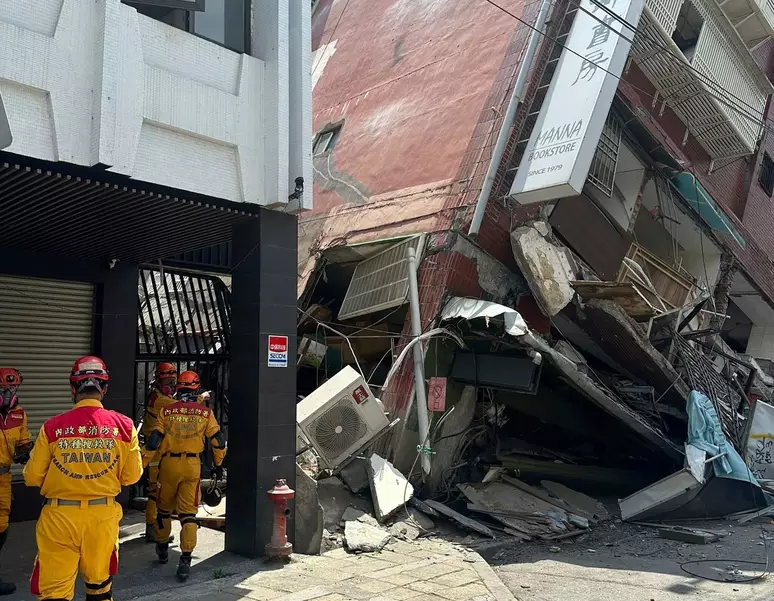 Um Tremor De Magnitude 7 4 Na Escala Richter Atingiu A Ilha De Taiwan