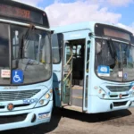 SMTT realiza fiscalização em ônibus da Viação Modelo