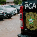 Mulher é presa acusada de atrair vítimas para serem executados