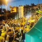Manisfestantes continuam ocupando a praça do Quartel do Exercito em Aracaju