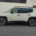 Um homem foi preso após ultrapassar uma viatura policial em alta velocidade no Bairro Jabotiana, em Aracaju