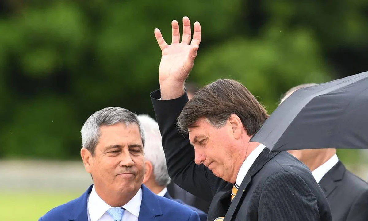 TSE condena Bolsonaro e Braga Netto por uso político do 7 de setembro TSE condena Bolsonaro e Braga Netto por uso político do 7 de setembro
