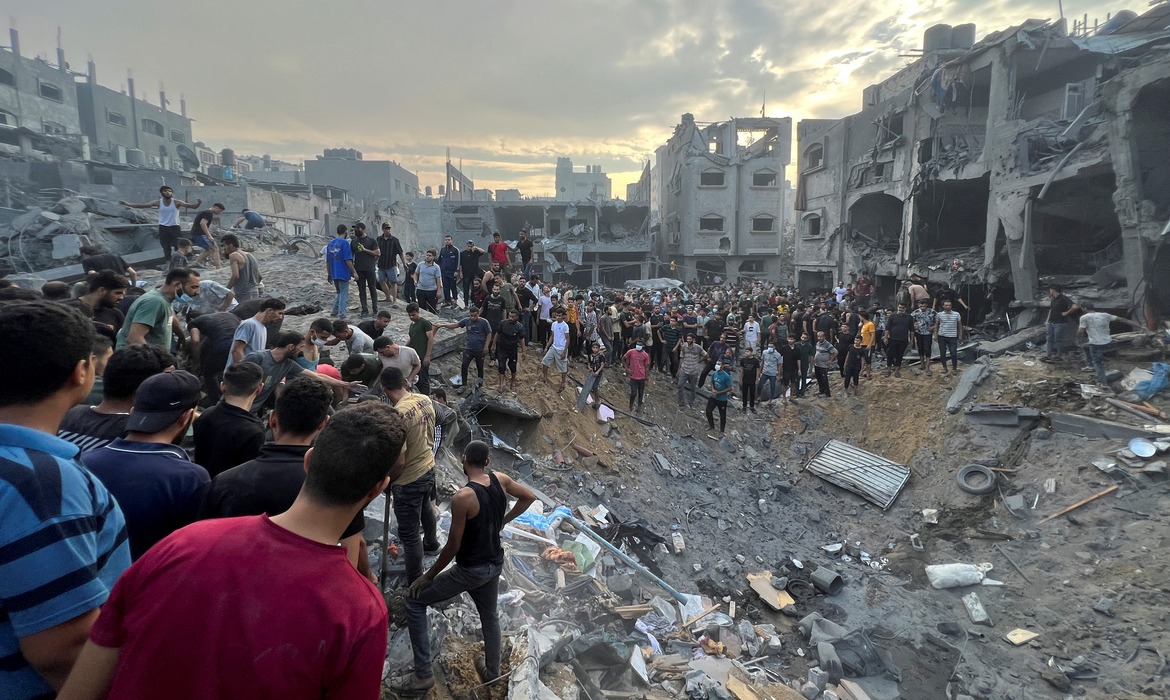 Brasileiros ficam fora em nova lista que autoriza saída de Gaza Brasileiros ficam fora em nova lista que autoriza saída de Gaza