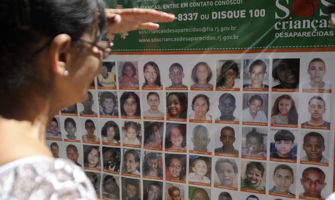 Cerca de 50 mil crianças desaparecem por ano no Brasil