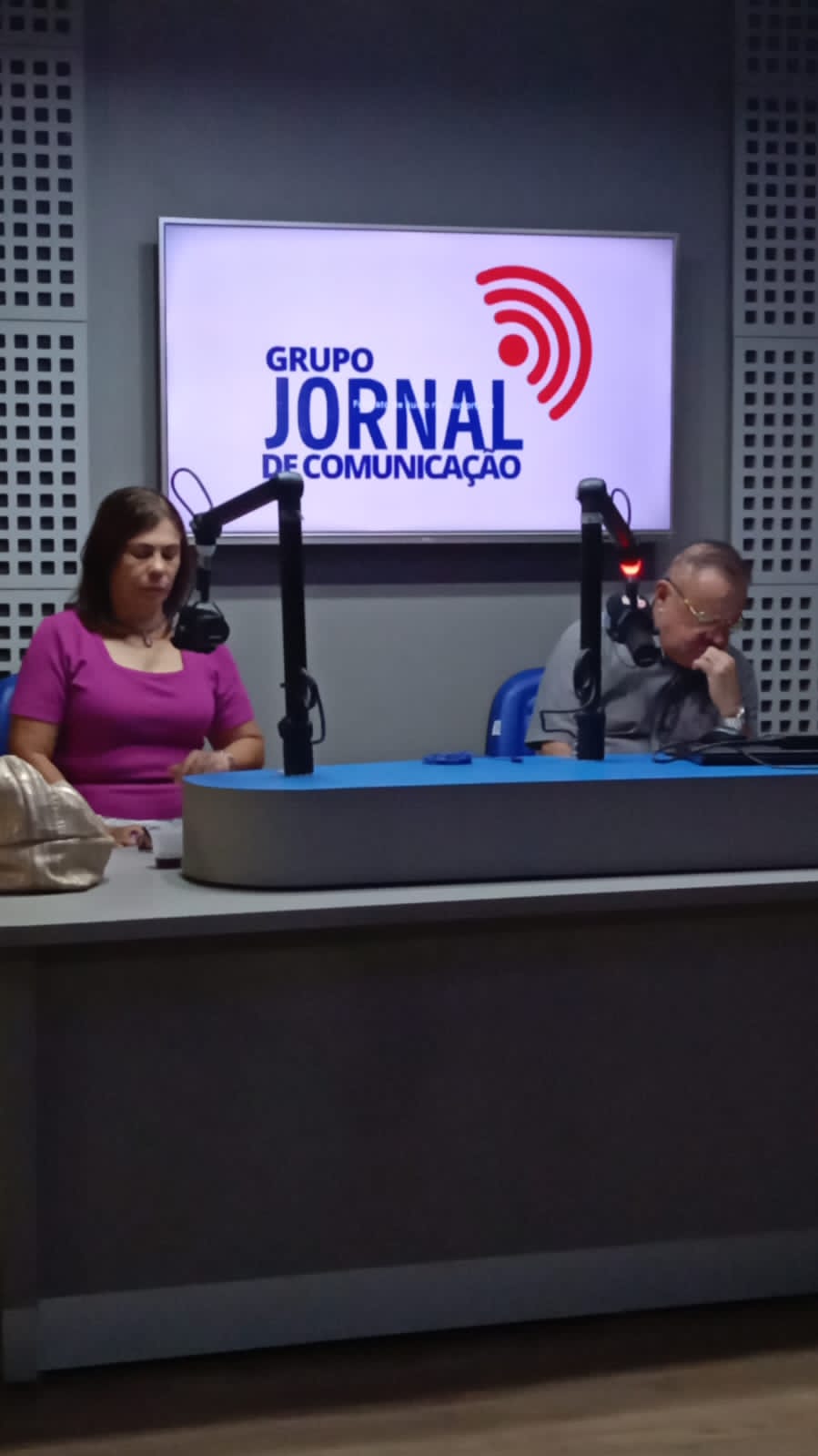 No programa ‘Impacto’, o jornalista e radialista Gilmar Carvalho entrevistou Gedalva Umbaubá, possível pré-candidata à Prefeita de São Cristóvão No programa ‘Impacto’, o jornalista e radialista Gilmar Carvalho entrevistou Gedalva Umbaubá, possível pré-candidata à Prefeita de São Cristóvão