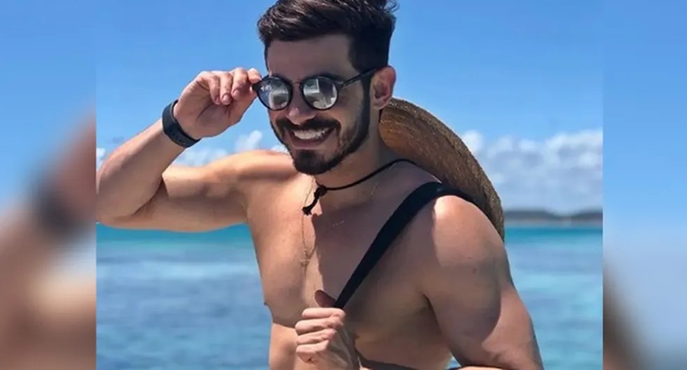 Dentista é encontrado morto em prédio de luxo em Salvador; corpo estava amarrado sobre a cama Dentista é encontrado morto em prédio de luxo em Salvador; corpo estava amarrado sobre a cama