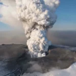 Cidade da Islândia é evacuada com risco de erupção vulcânica