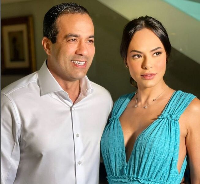 A ex-esposa do prefeito de Salvador alega que o prefeito estava flertando com Anitta