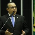 Valadares Filho, ex-deputado, veio a público, por meio de suas redes sociais, a fim de declarar sua desfiliação do Partido Socialista Brasileiro (PSB)