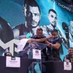 Coletiva de imprensa do evento Fight Music Show acaba em briga após Popó acertar soco na cara de Kleber Bambam