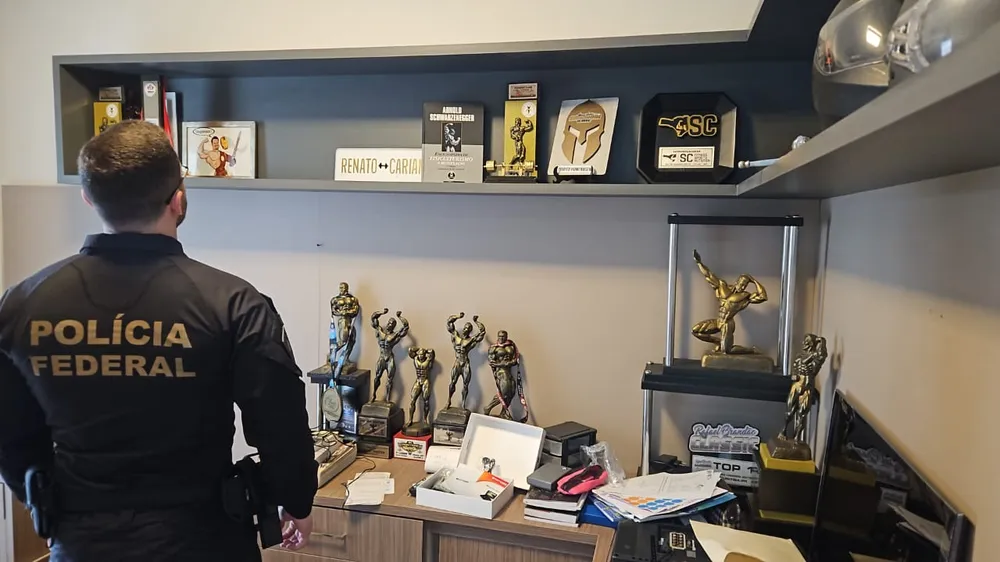 Influencer fitness Renato Cariani é investigado pela Polícia Federal por tráfico de drogas