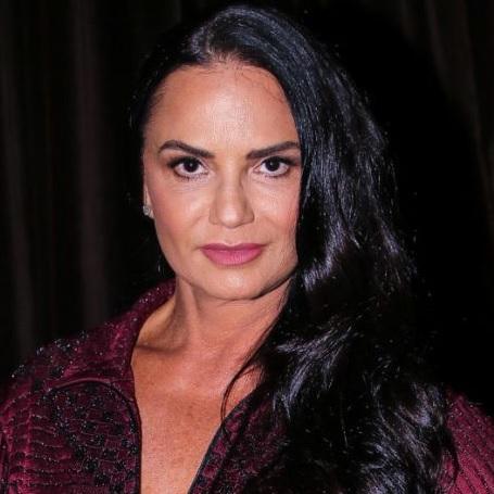 Transexual é alvo da Polícia Civil de Salvador após ameaçar expor nudes Luiza Brunet Transexual é alvo da Polícia Civil de Salvador após ameaçar expor nudes Luiza Brunet