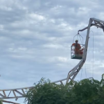 Estrutura cede deixando os homens que ali trabalhavam presos