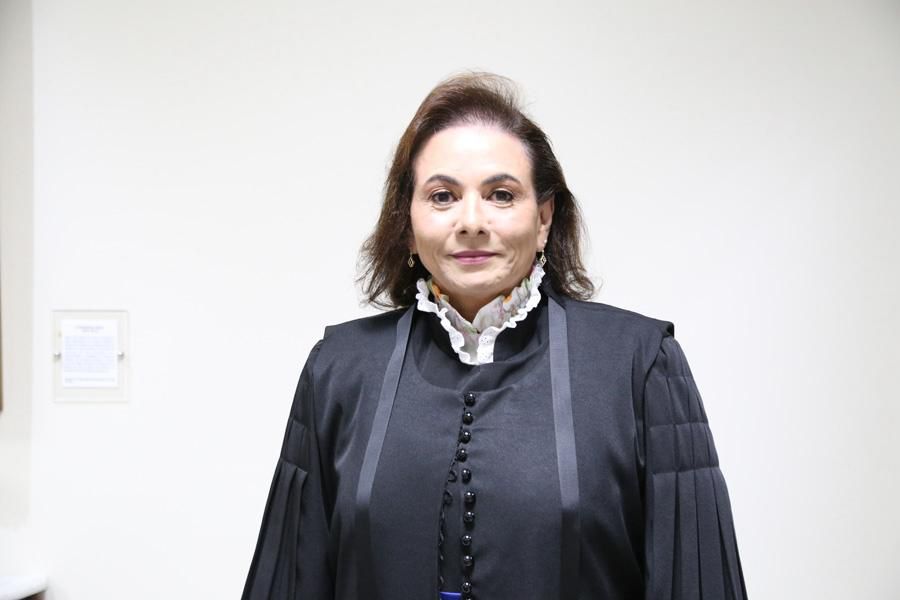 Nesta manhã Simone Fraga é empossada como desembargadora do Tribunal de Justiça de Sergipe (TJSE)