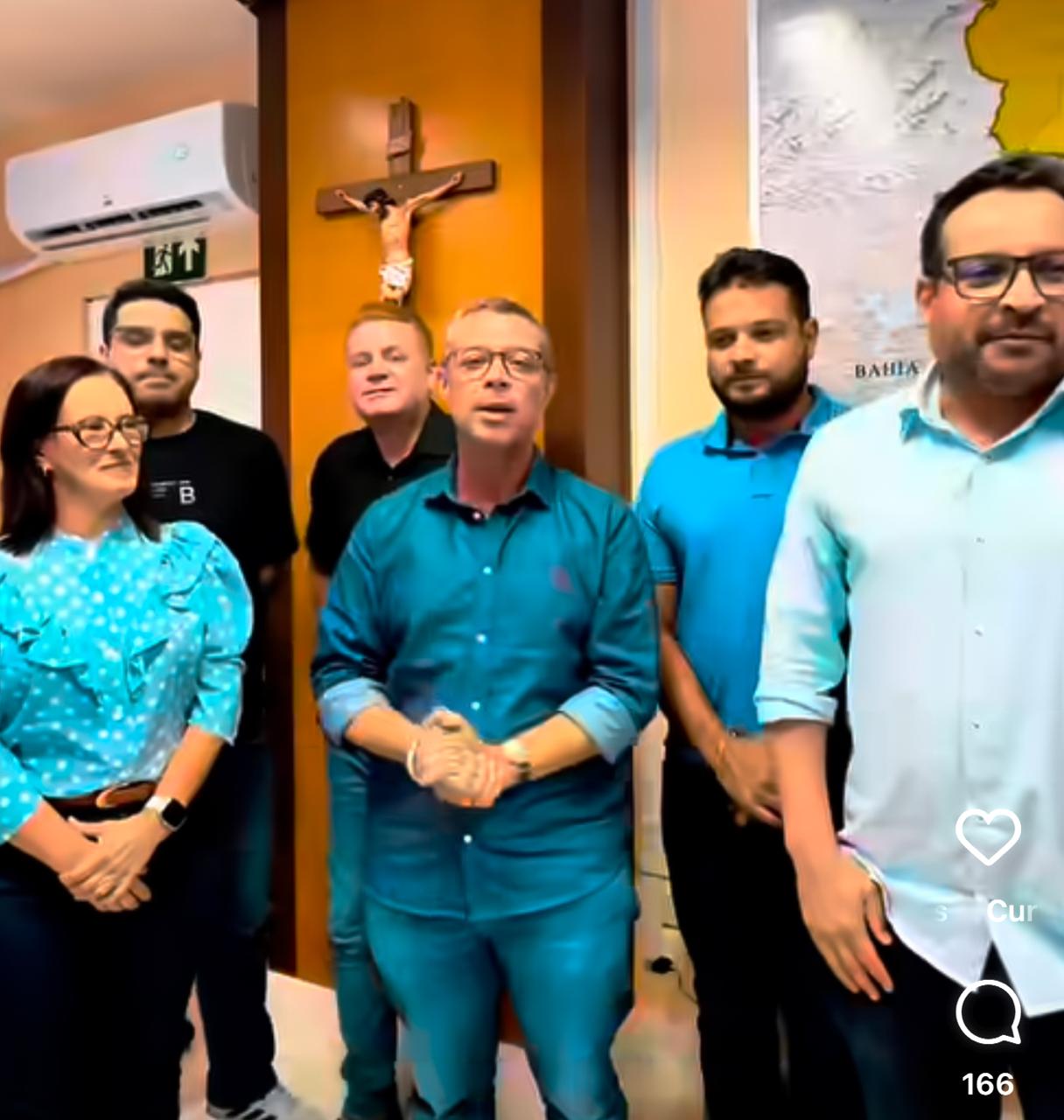 A Alese recebeu o Governador e Parlamentares para discutir e firmar reajuste salarial dos servidores públicos do Detran A Alese recebeu o Governador e Parlamentares para discutir e firmar reajuste salarial dos servidores públicos do Detran