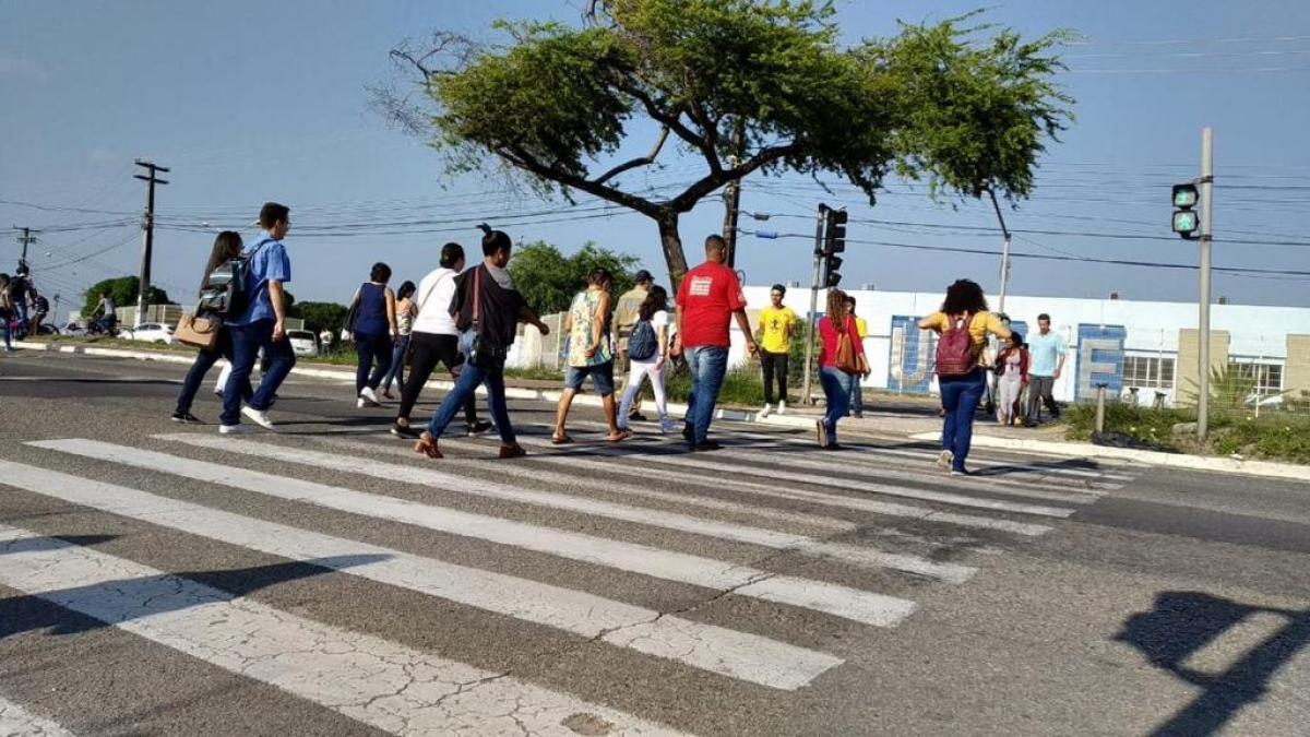 SMTT informa sobre alteração do trânsito na Av. Tancredo Neves nesta quinta-feira SMTT informa sobre alteração do trânsito na Av. Tancredo Neves nesta quinta-feira