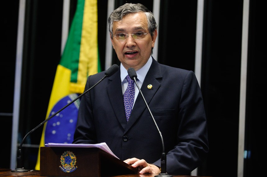 O ex-senador, Eduardo Amorim, está no comando do PSDB O ex-senador, Eduardo Amorim, está no comando do PSDB
