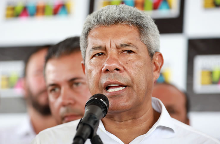 Governador baiano, Jerônimo Rodrigues, alega que as escolas que reprovam são “autoritárias”