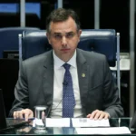 Rodrigo Pacheco pede retratação e pedido de desculpas acerca da comparação do presidente Lula entre Israel e o holocausto