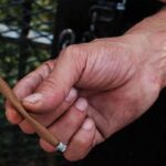  CCJ Criminaliza qualquer quantidade de drogas ilícitas. 