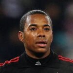 Robinho é condenado pelo STJ a cumprir pena no Brasil
