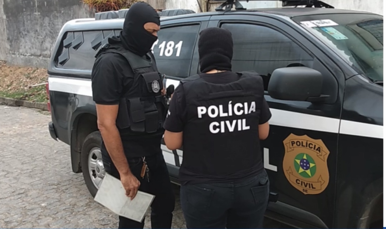 Homem investigado por homicídio cometido em São Paulo é preso em Sergipe. Homem investigado por homicídio cometido em São Paulo é preso em Sergipe.
