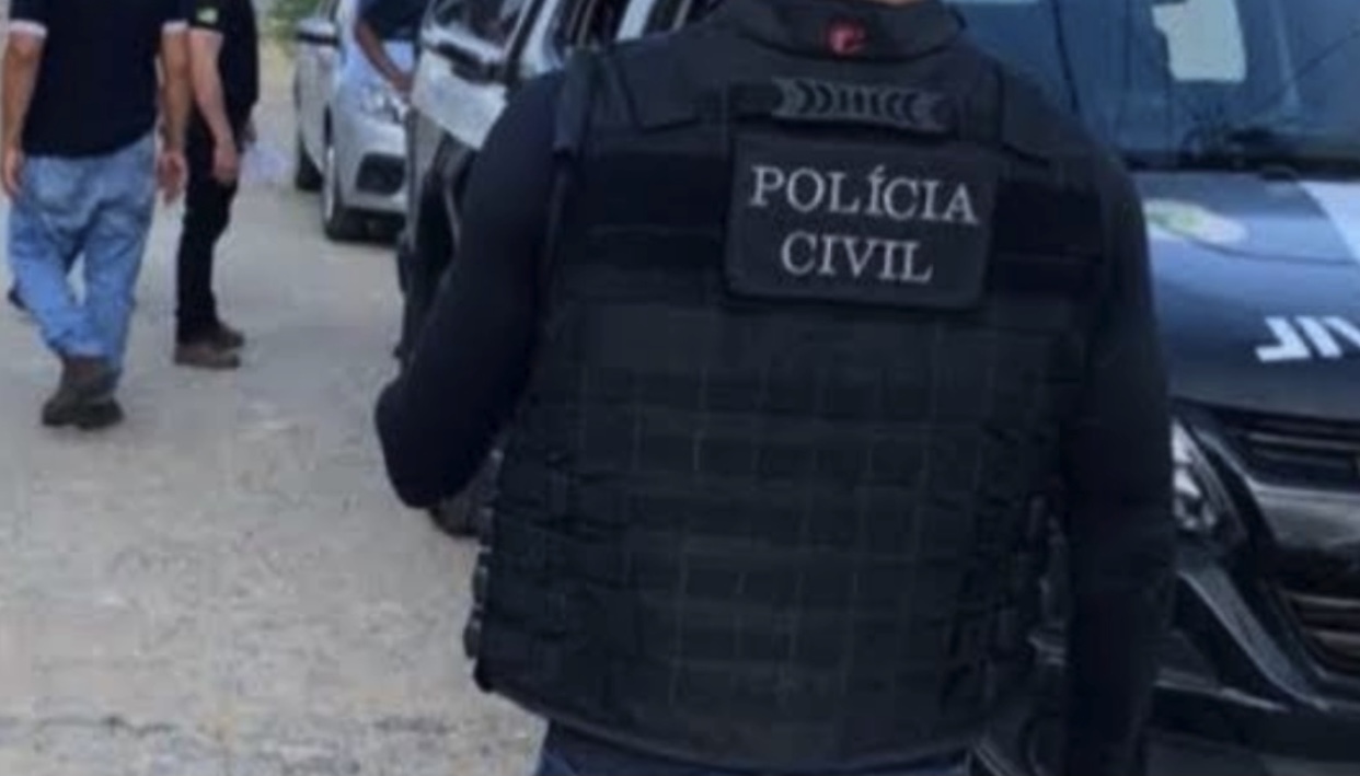 Polícia Civil desarticula ponto de comercialização de drogas no bairro Getúlio Vargas em Aracaju Polícia Civil desarticula ponto de comercialização de drogas no bairro Getúlio Vargas em Aracaju