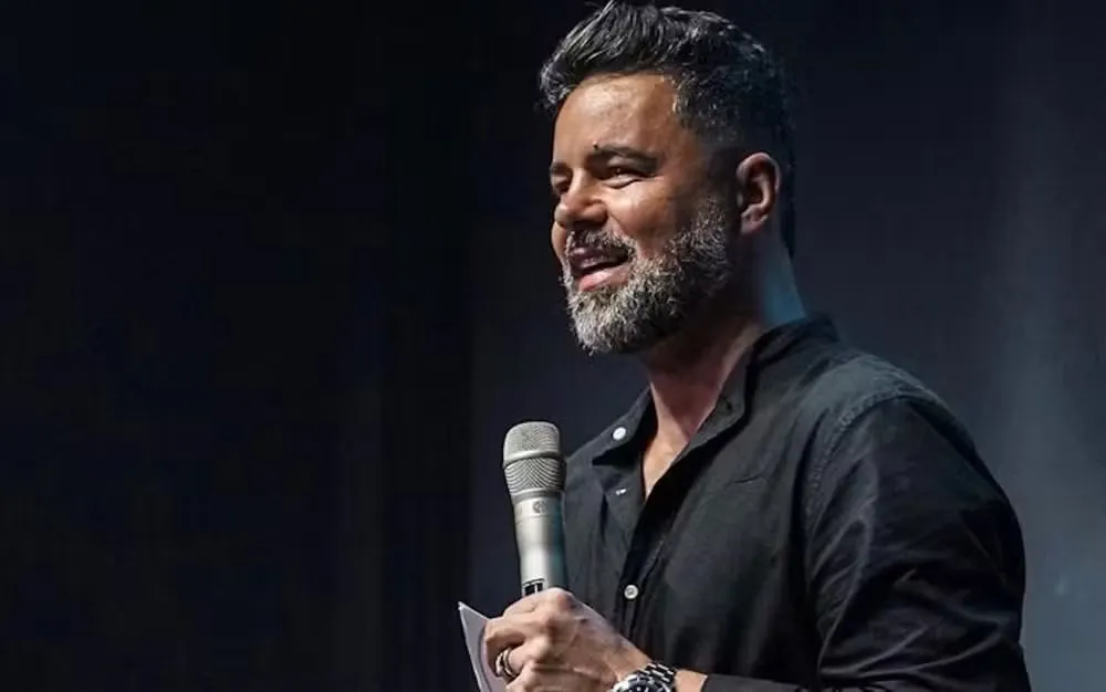Pastor é obrigado a pagar 50 mil reais à vítima de assédio chamada de “sonsa” pelo desembargador. Pastor é obrigado a pagar 50 mil reais à vítima de assédio chamada de “sonsa” pelo desembargador.
