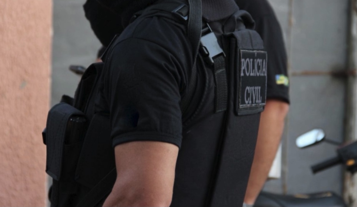 Polícia prende suspeitos de importunação sexual a adolescente em Neópolis