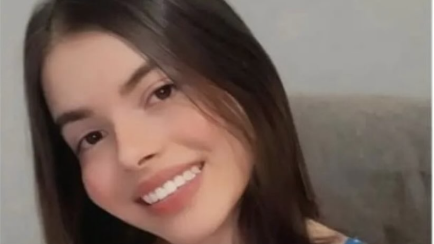 Polícia conclui que a garota que cometeu suicidio após fake news de affair com Whindersson Nunes forjou os prints. Polícia conclui que a garota que cometeu suicidio após fake news de affair com Whindersson Nunes forjou os prints.