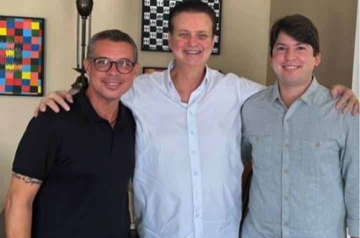 Governador Fábio Mitidieri encontra com Gilberto Kassab para tratar dos rumos das eleições de 2024.