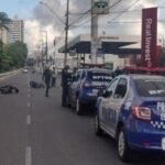 Mulher denuncia violência doméstica e suspeito foge após danificar móveis