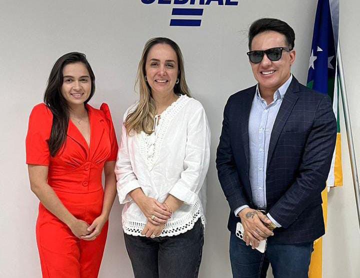 Diretor do Grupo Jornal de Comunicação reúne- se com a Superintendente do SEBRAE – Priscila Felizola Diretor do Grupo Jornal de Comunicação reúne- se com a Superintendente do SEBRAE – Priscila Felizola