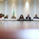 Governo tenta negociar com os servidores públicos antes do início da greve prevista para 15 de abril.