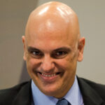 Alexandre de Moraes nega recuso de Jair Bolsonaro e o mantém inelegível