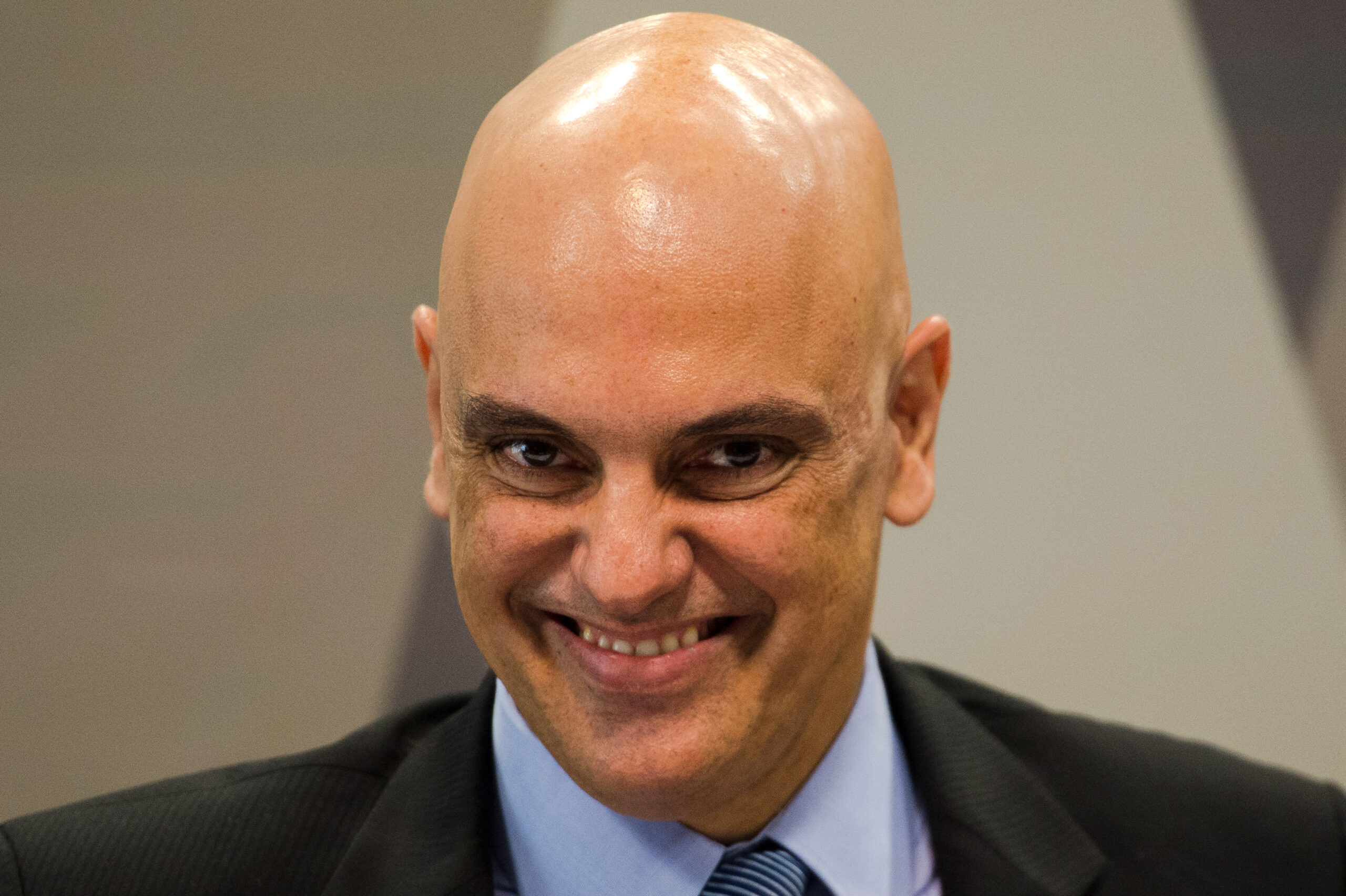 Alexandre de Moraes nega recuso de Jair Bolsonaro e o mantém inelegível