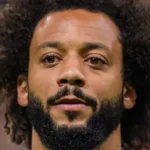 Marcelo, jogador de futebol, destratou fã ao tirar foto e está sendo criticado