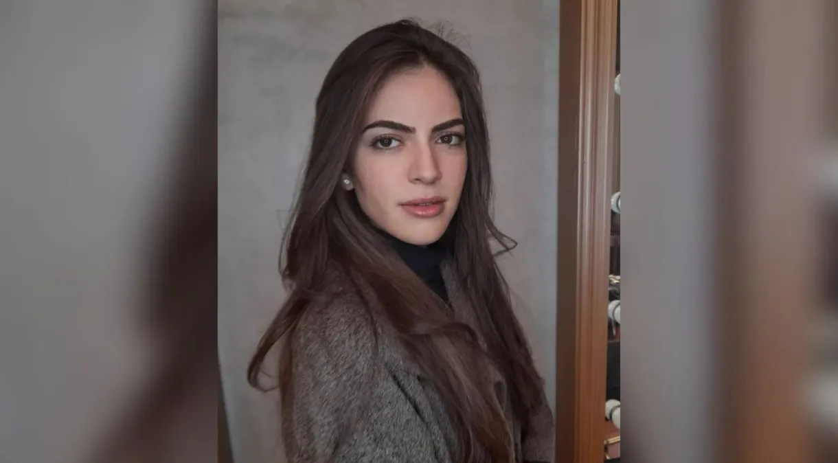 Mulher é presa após stalkear um médico e sua família por cinco anos Mulher é presa após stalkear um médico e sua família por cinco anos