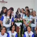 Fiéis celebram a trezena de Santo Antônio com paródias do Axé Music
