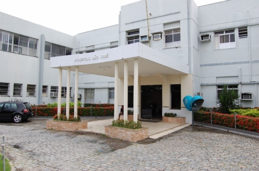 Paciente é morto por interno no hospital São José em Aracaju Paciente é morto por interno no hospital São José em Aracaju
