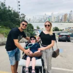 Condenados por apropriação de dinheiro arrecadado, os pais do menino Jonatas foram presos em Santa Catarina