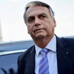 Jair Bolsonaro está sendo acusado pelos internautas de se recusar a mandar um abraço para criança deficiente