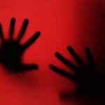 Marido decepa dedo da esposa em tentativa de feminicídio em Aracaju.