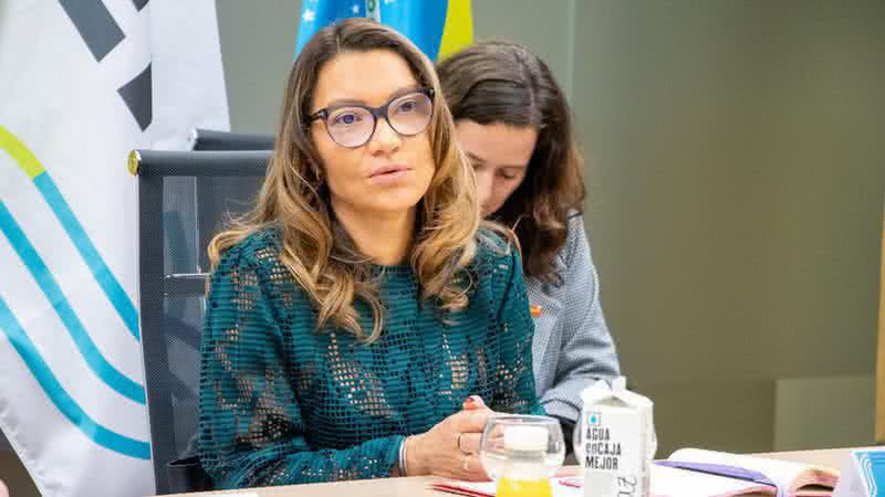 Janja critica projeto de lei que visa equiparar o aborto após a 22ª semana de gestação ao crime de homicídio Janja critica projeto de lei que visa equiparar o aborto após a 22ª semana de gestação ao crime de homicídio