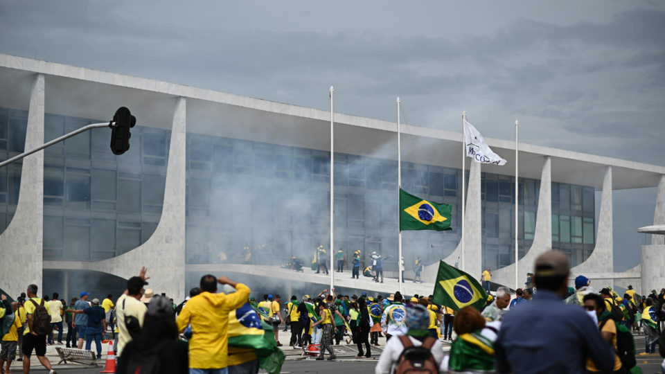 Argentina nega “pacto de impunidade” para foragidos do 8/1
