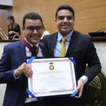 Presidente da Alese cede Medalha ao Secretário de Comunicação do Estado .