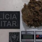 Mulher é presa em flagrante por transportar drogas dentro de ônibus intermunicipal