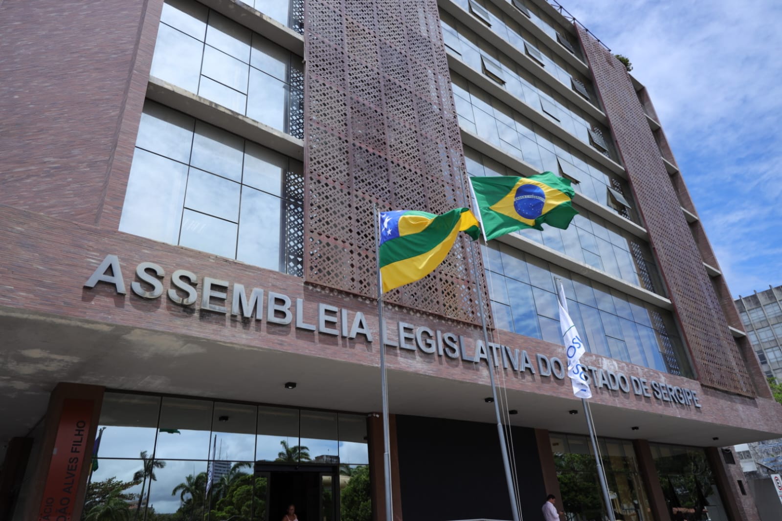 Elaboração do Cadastro Estadual de Pedófilos tem lei aprovada na Alese