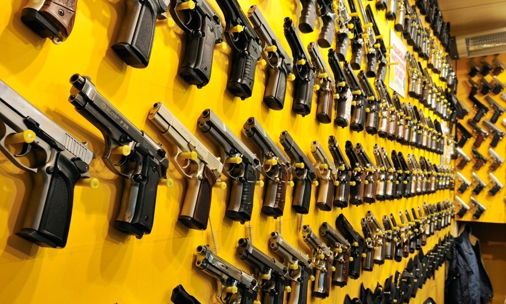 Reforma Tributária: Deputados sugerem deixar armas de fogo fora da cobrança do “imposto do pecado” Reforma Tributária: Deputados sugerem deixar armas de fogo fora da cobrança do “imposto do pecado”